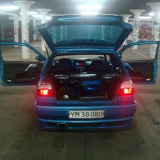 VW golf 3 1,8 Blue Pearl