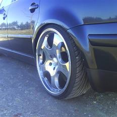 VW passat 1.8t solgt 302hk