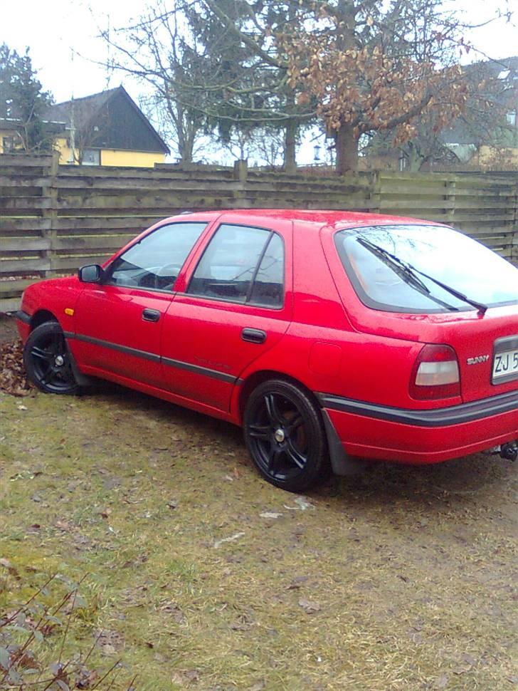 Nissan sunny skrottet ! billede 7