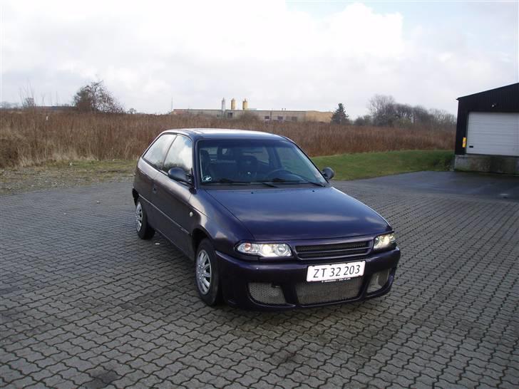 Opel Astra 1.6 Sport billede 1