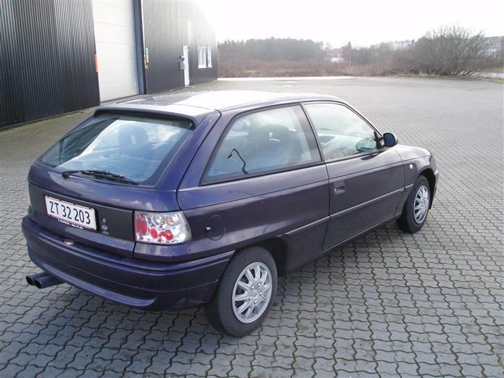 Opel Astra 1.6 Sport billede 5
