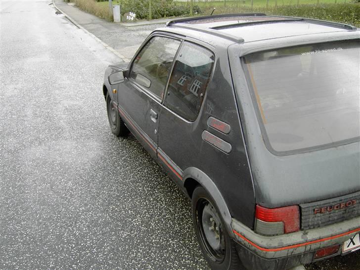 Peugeot 205 gti billede 2