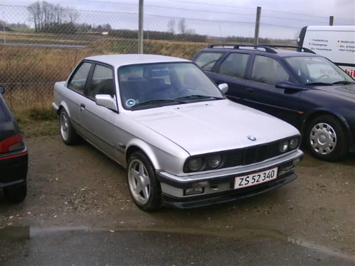 BMW 320i  Coupé Byttet :) billede 2