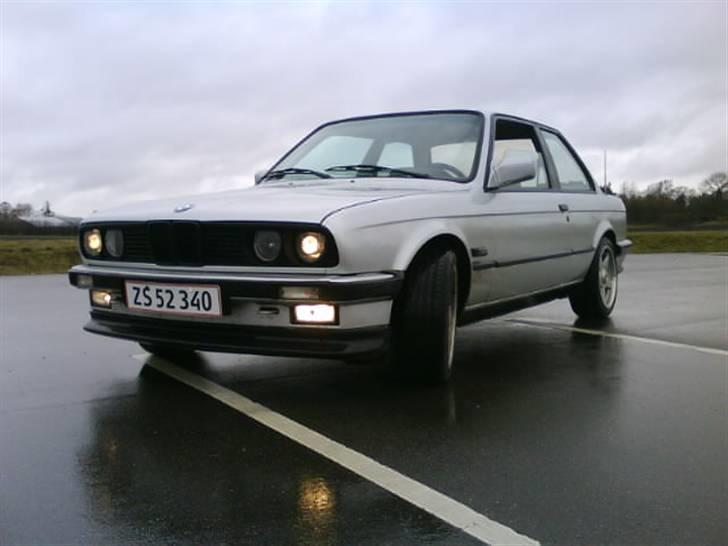 BMW 320i  Coupé Byttet :) billede 3