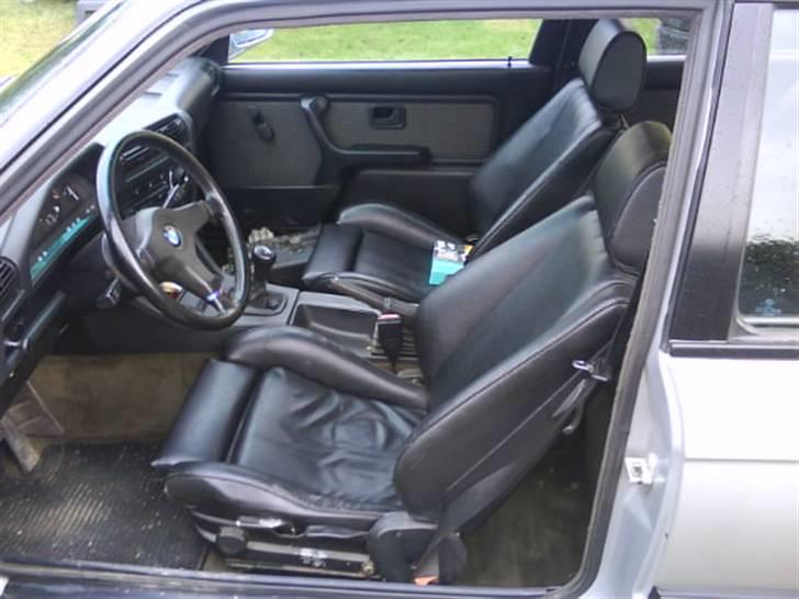 BMW 320i  Coupé Byttet :) billede 9