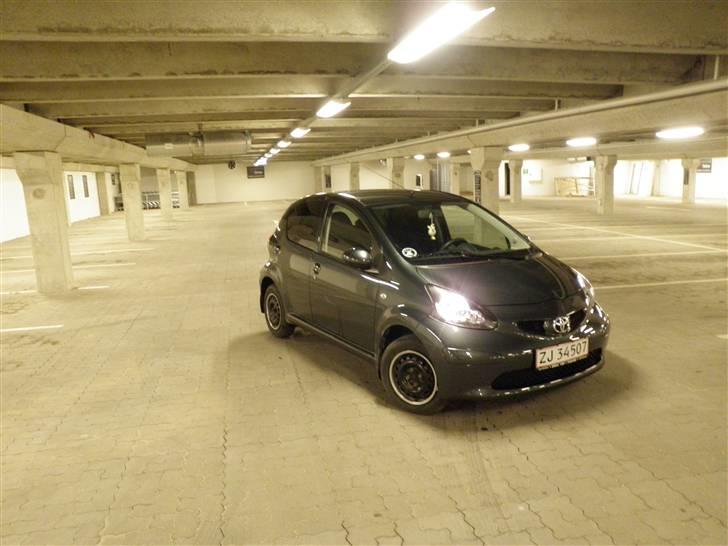 Toyota AYGO solgt billede 1
