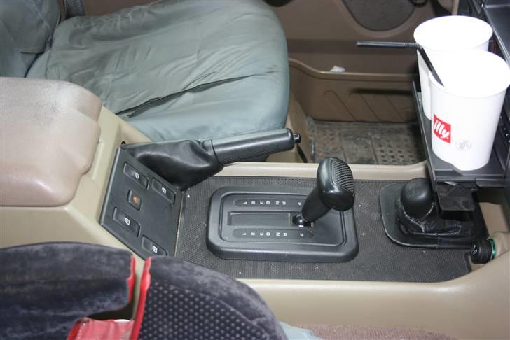 Land Rover Discorvery 3,9 V8 (solgt) billede 8