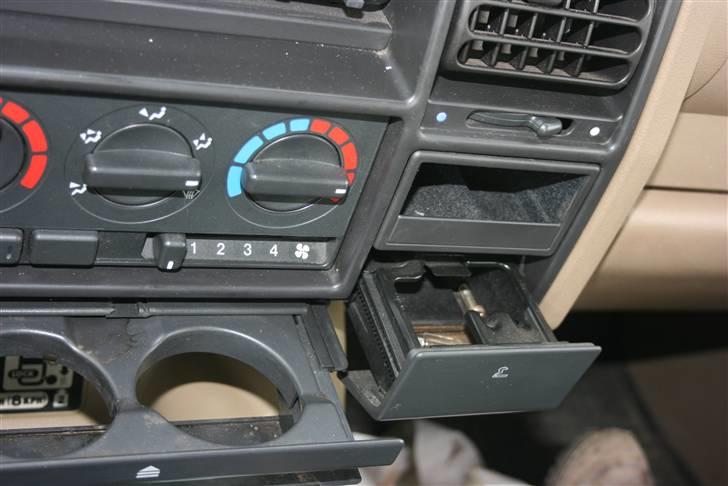 Land Rover Discorvery 3,9 V8 (solgt) billede 12