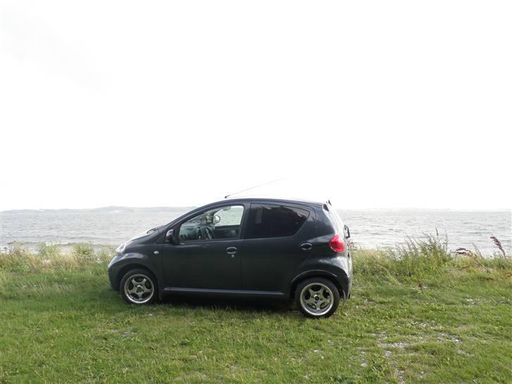 Toyota AYGO solgt billede 12