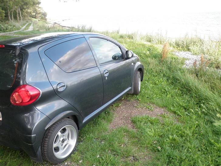 Toyota AYGO solgt billede 13