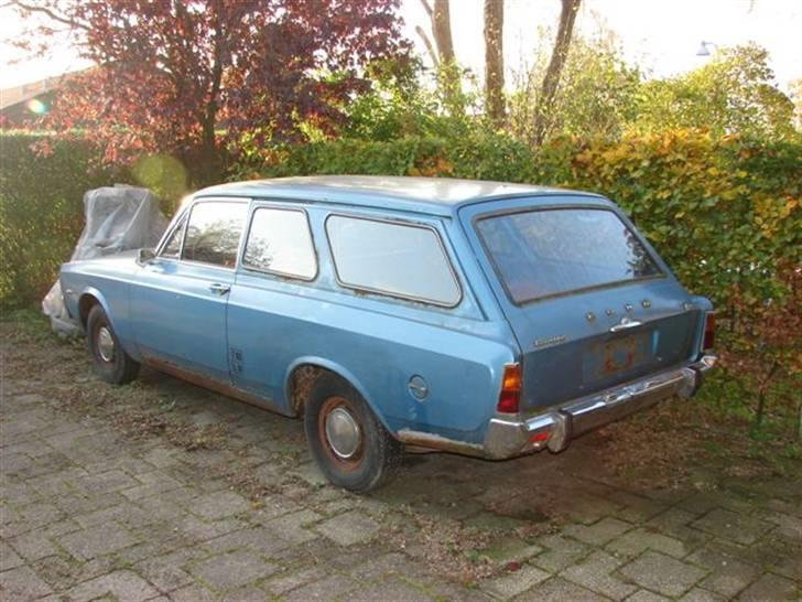 Ford 17m 2000S P7b Kastwagen - Uhh! Tør man hente den spidse hammer?!?! billede 2