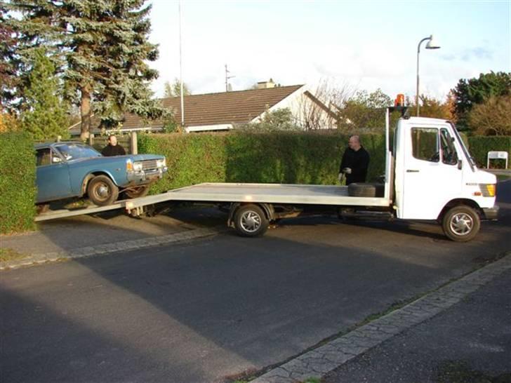 Ford 17m 2000S P7b Kastwagen - Rigtige venner, kan ej købes for penge! SLET ikke dem, med EGET fejeblad! Det er famé en fordel, når man roder med gamle biler ;-) billede 6