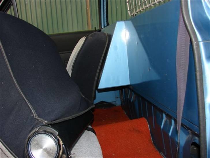 Ford 17m 2000S P7b Kastwagen - Bemærk fremspringet i passagersiden...... Så kan man ligge de RIGTIGT lange sager derovre! billede 19