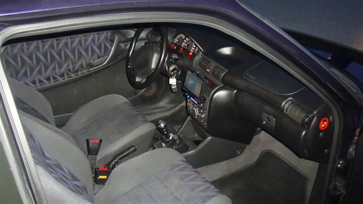 Opel Astra 1.6 Sport billede 13