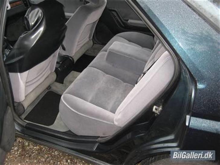 Peugeot 605 V6 3,0 SV BYTTET!! - Blød velour stue billede 11