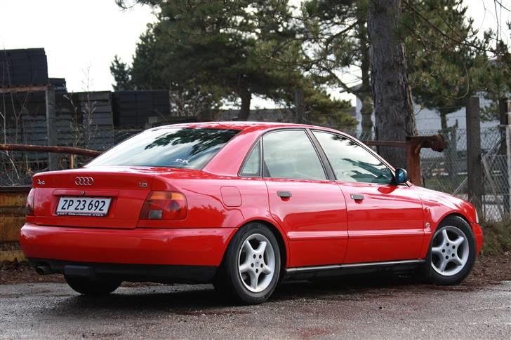 Audi               A4 b5 1.8 billede 2