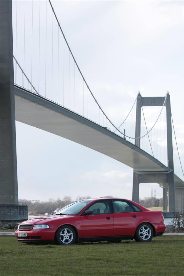 Audi               A4 b5 1.8 billede 14