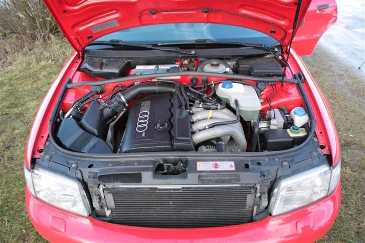 Audi               A4 b5 1.8 billede 16