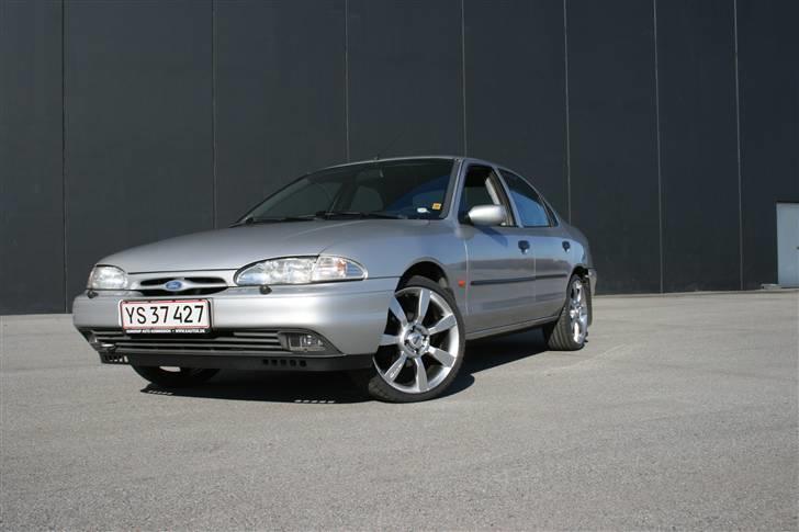 Ford Mondeo 1.8 16V Solgt billede 3