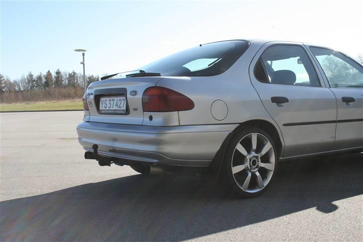 Ford Mondeo 1.8 16V Solgt billede 6