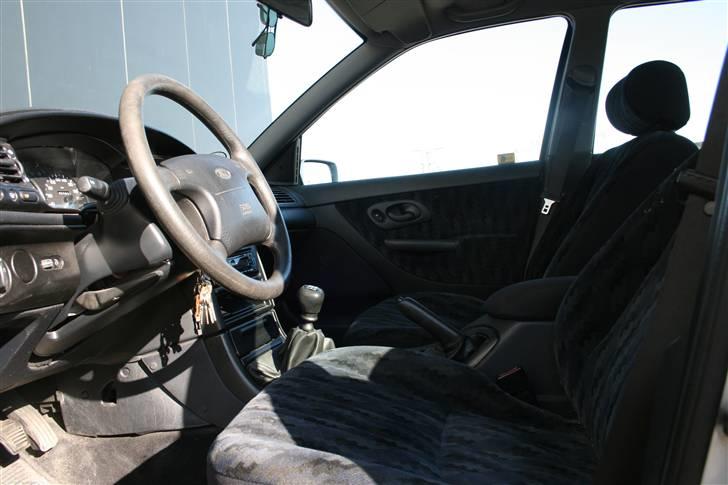 Ford Mondeo 1.8 16V Solgt - Førehuset:P billede 8