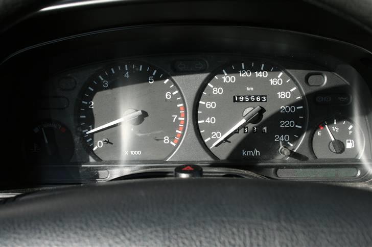 Ford Mondeo 1.8 16V Solgt - Det er jo ingenting for en go gammel dohc:P billede 19