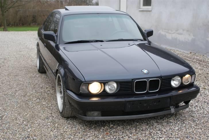 BMW E34 M5  SOLGT billede 1
