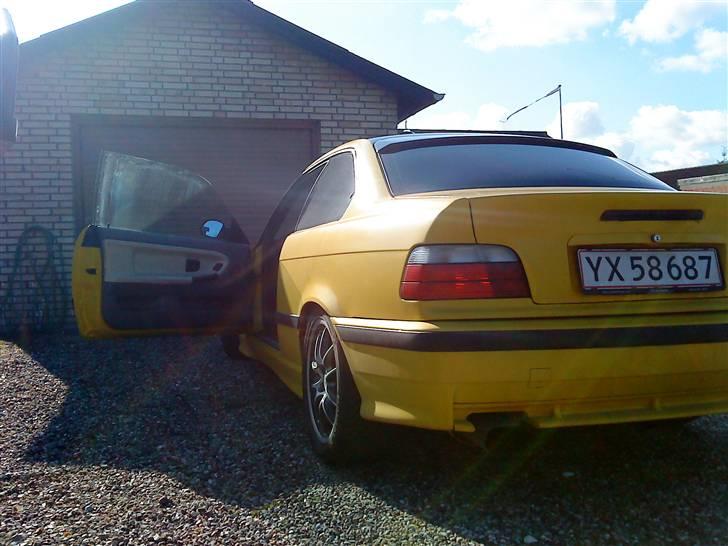 BMW 316i Coupé ***SOLGT*** billede 1