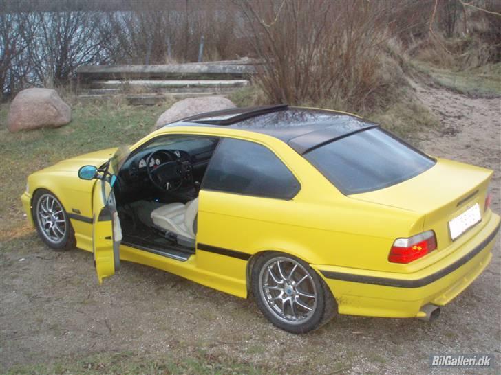 BMW 316i Coupé ***SOLGT*** billede 9