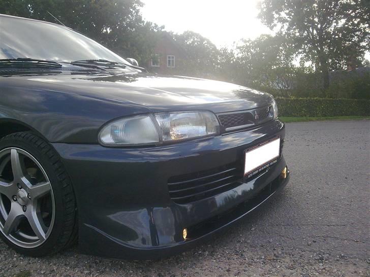 Mitsubishi Lancer Glxi **Solgt** - Med den nye hjemmebyggede front, klare blinklysparaboler og Diaden blinkpærer, DE tågelys billede 1