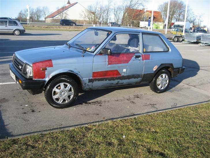 Toyota Starlet SOLGT billede 2
