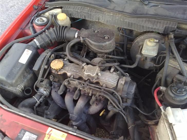 Opel Vectra 1,8i GL (Myrdet) - Kraftværket billede 5