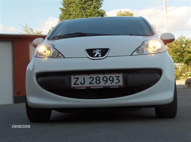 Peugeot 107 Comfort pluds SOLGT billede 6