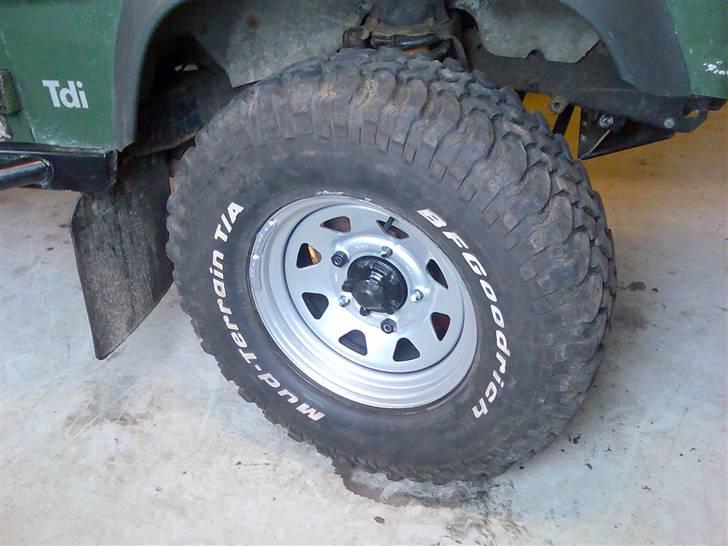 Land Rover Defender  - så fik jeg nye fælge til mine mud terrain. billede 17