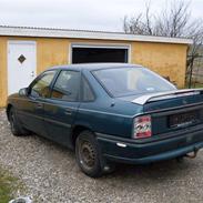 Opel Vectra A - solgt 4800kr- 