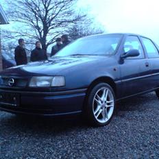 Opel Vectra A 1,8i GL (solgt)