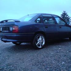 Opel Vectra A 1,8i GL (solgt)