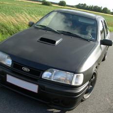 Ford Sierra 2.9 v6 (solgt)
