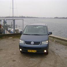 VW Multivan T5 2,5 TDI 174