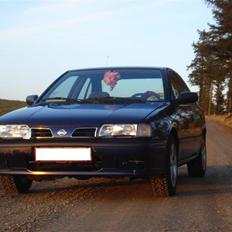 Nissan Primera 1,6 DØD:'(