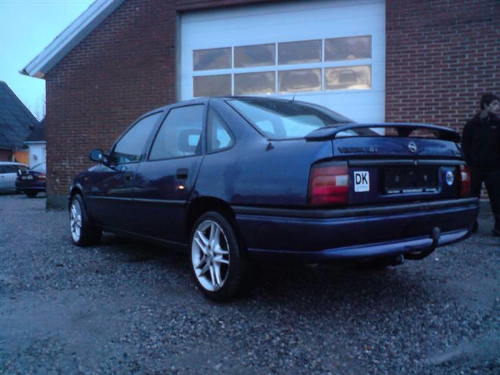 Opel Vectra A 1,8i GL (solgt) billede 4