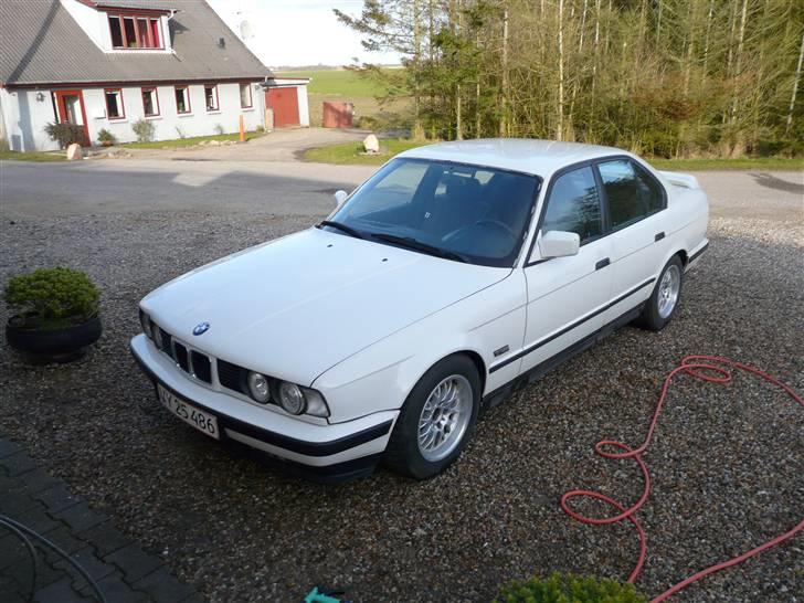 BMW 525nakket tilbag af samiD billede 1