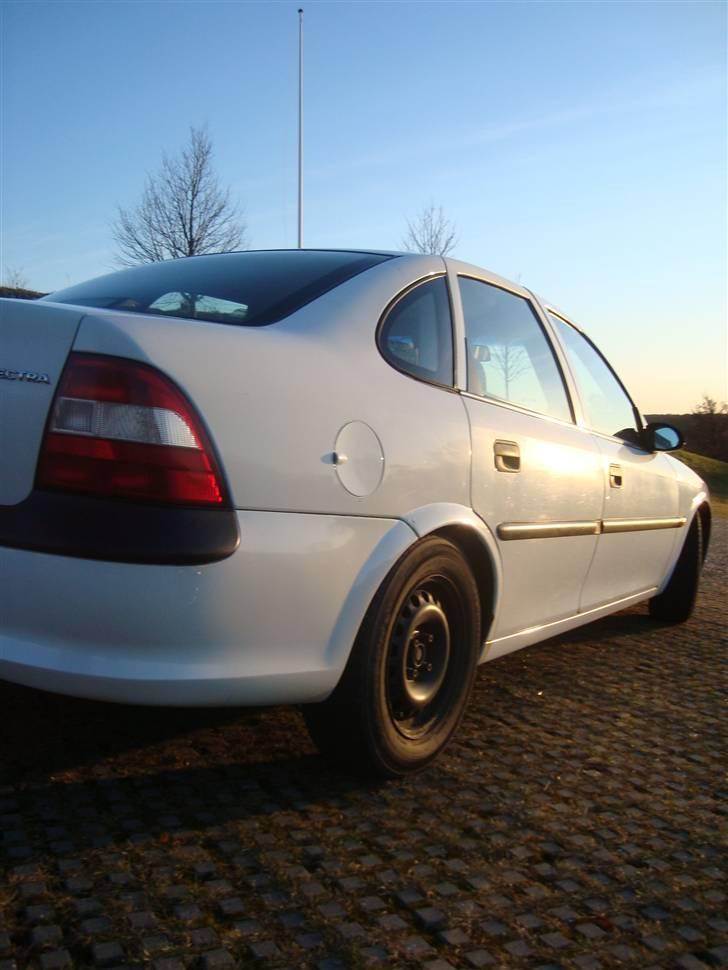 Opel Vectra B 1.6 16V billede 2
