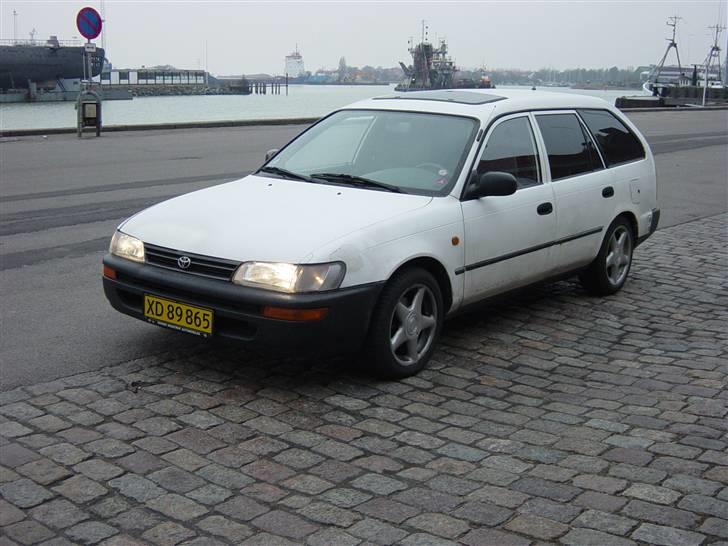 Toyota corolla st.car *SOLGT* billede 2
