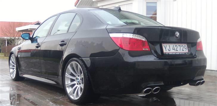 BMW "M5 E60" billede 4