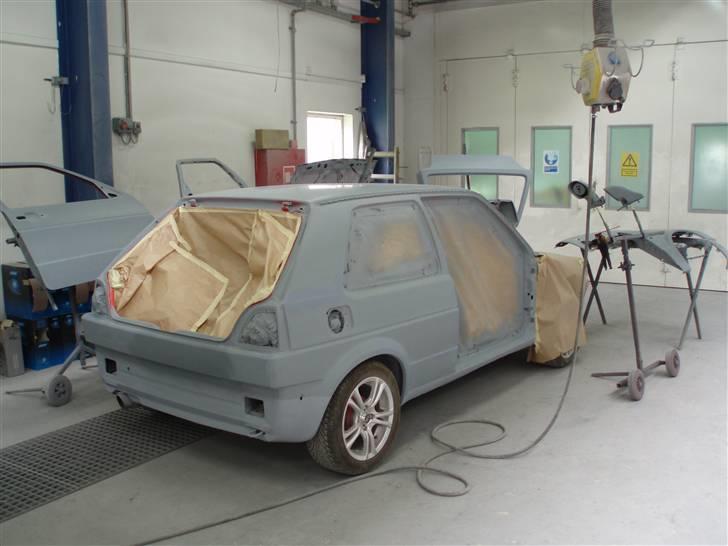 VW Golf 2 1,6 GTD - Hos maleren billede 6