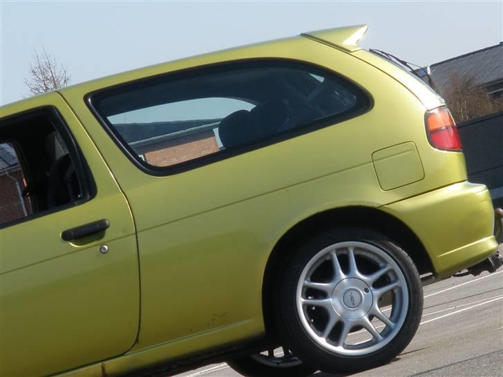 Nissan Almera 1,6 SR N15 (Væk) billede 13