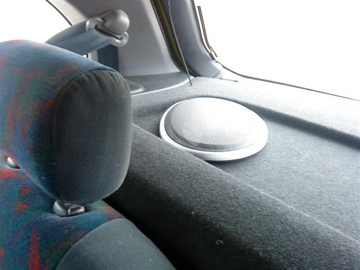 Nissan Almera 1,6 SR N15 (Væk) billede 15