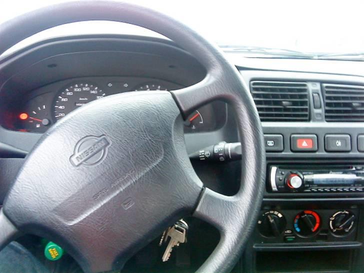 Nissan Almera 1,6 SR N15 (Væk) billede 16