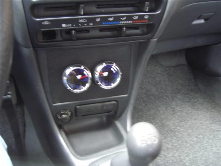 Toyota Corolla E10 solgt billede 18